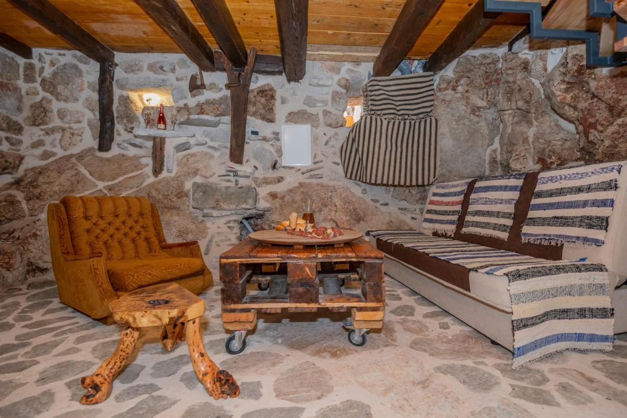 The Old Stable 1861 Villa Imotski Bagian luar foto